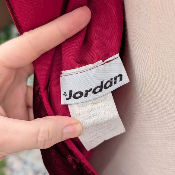 Vintage 1990's Dark Blood Red Velvet Backless Vampy Evening Gown By Jordan - Picture 11 of 15